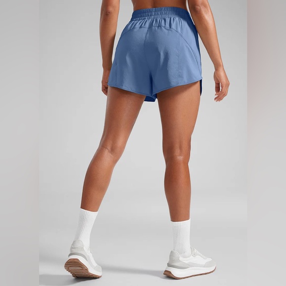 Feathery-Fit Soft High Rise Lined Short 3'' - Picture 2 of 9